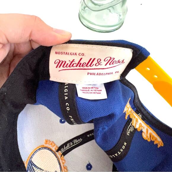 NBA Golden State Warriors Grey Blue SnapBack Mitchell & Ness Hat - Picture 4 of 7